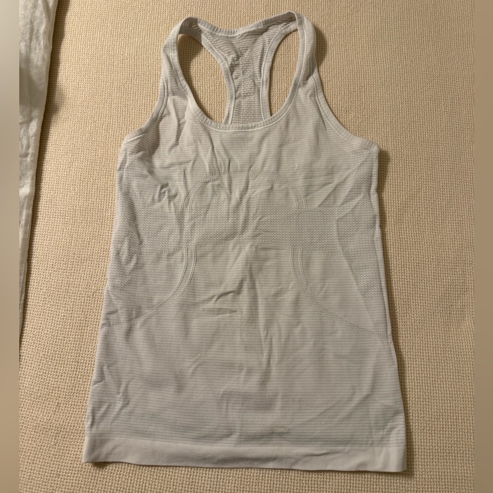 Women's White Lululemon Tank Top, size 6